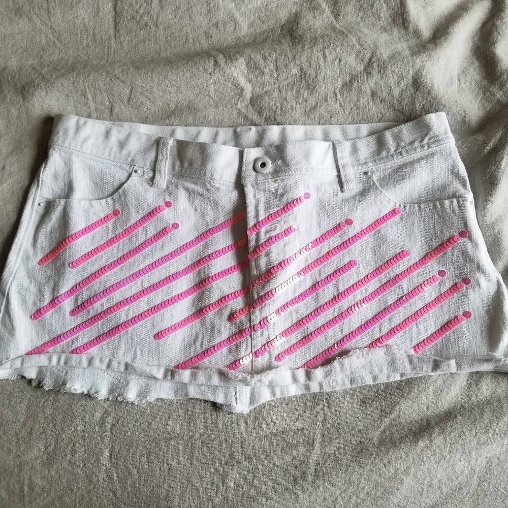 Victoria's Secret white denim skirt